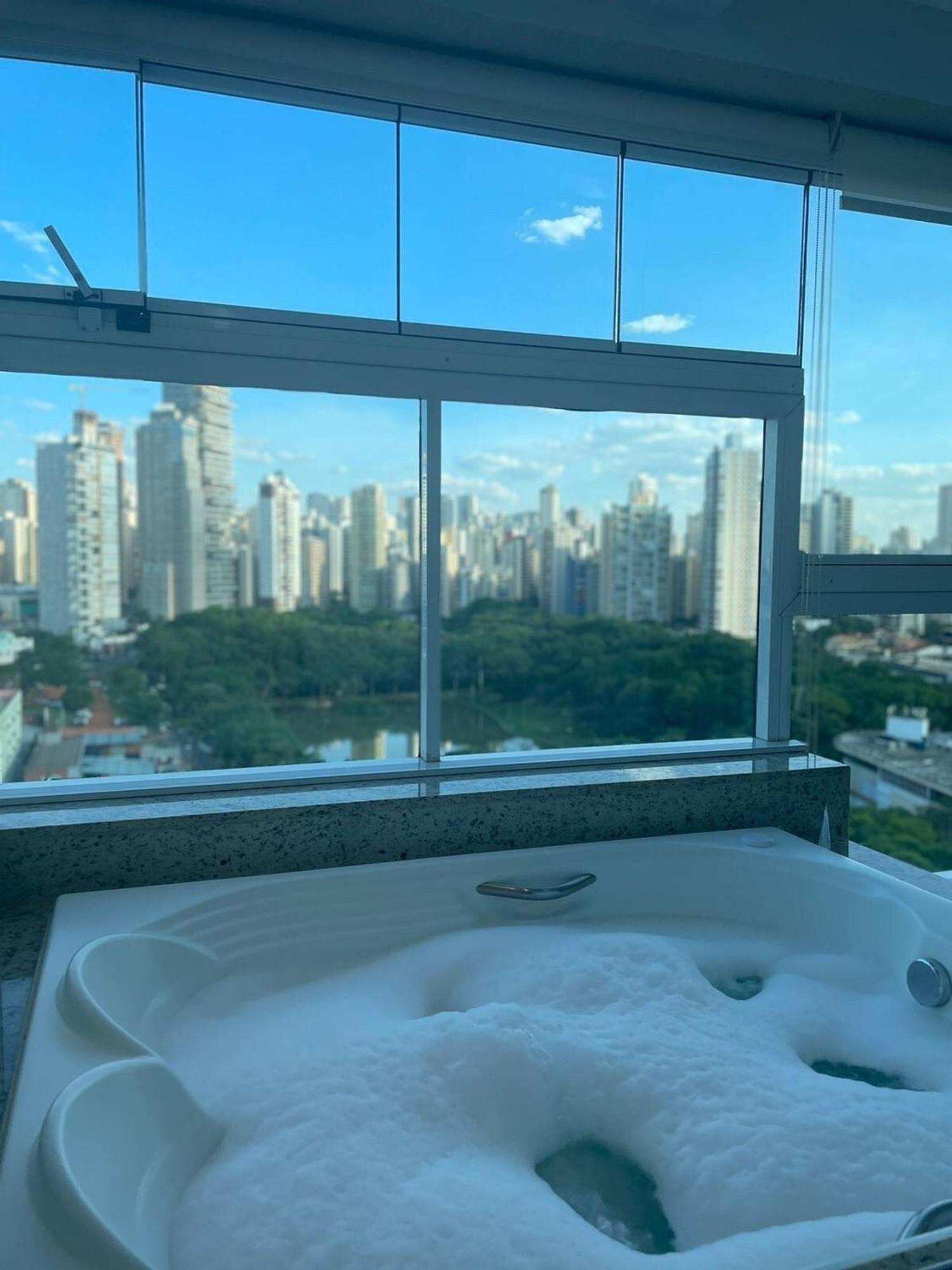 1 Qts.| 2 Hosp. | Jacuzzi Na Varanda | Linda Vista 고이아니아 외부 사진